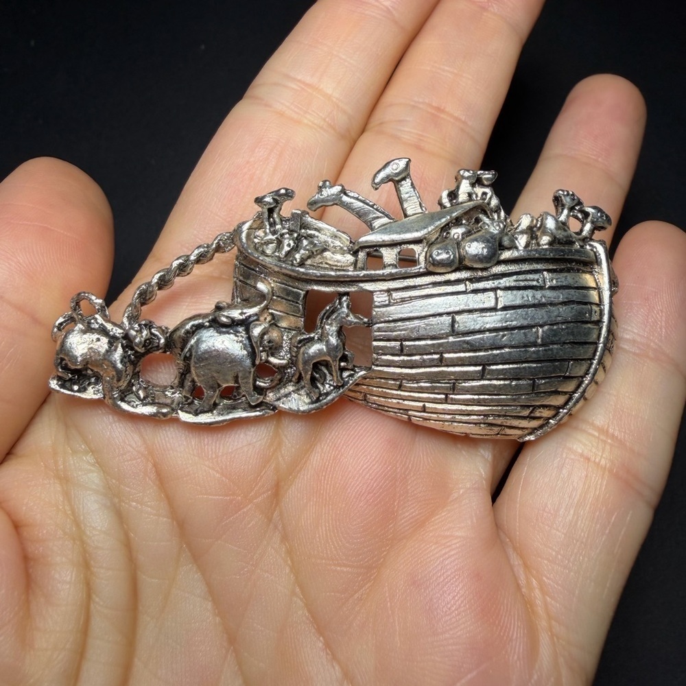 Vintage Signed Tofa Silver Tone Noah's Ark Brooch Pin